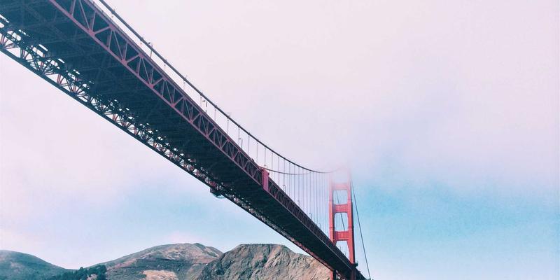 告别手动配置!用Ansible构建企业级网络自动化平台实战指南